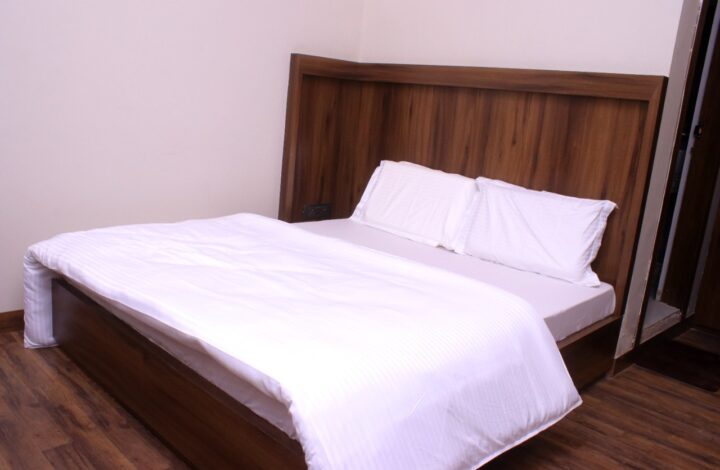 Delux Single Bed